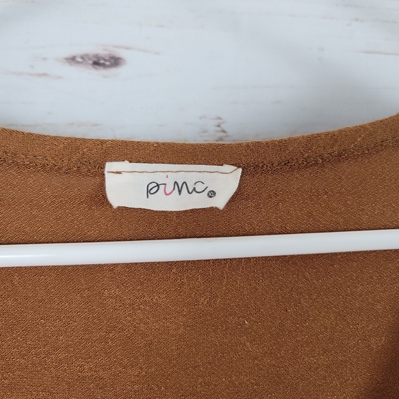 Pinc | Button Tie Waist Short Sleeve Top - Picture 3 of 6